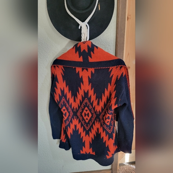 GNW Aztec Print Cardigan- Size M - Picture 3 of 4